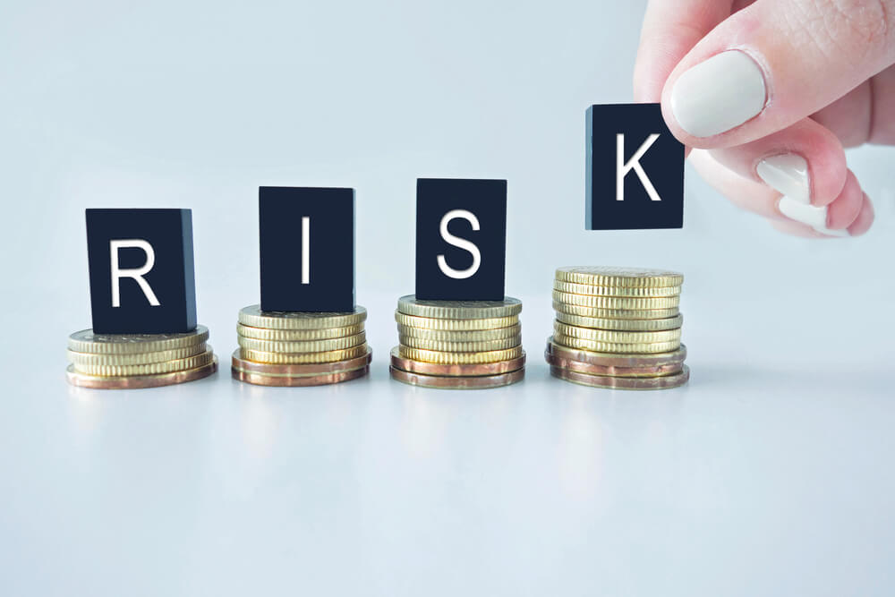 不動産投資クラウドファンディングのリスク・デメリット4選